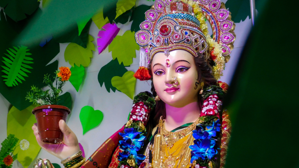 Shardiya Navratri Ki Kahani:शारदीय नवरात्रि का पौराणिक महत्व_ मां दुर्गा के स्वरूपों की आराधना