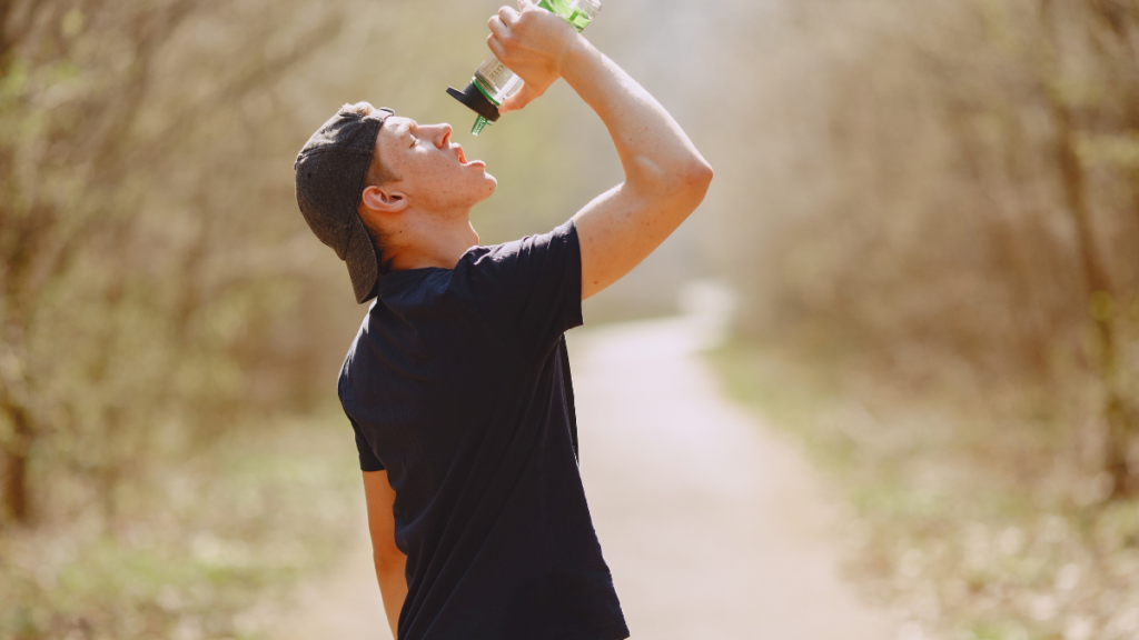 Winter Me Immunity Kaise Badhaye?Drinking water